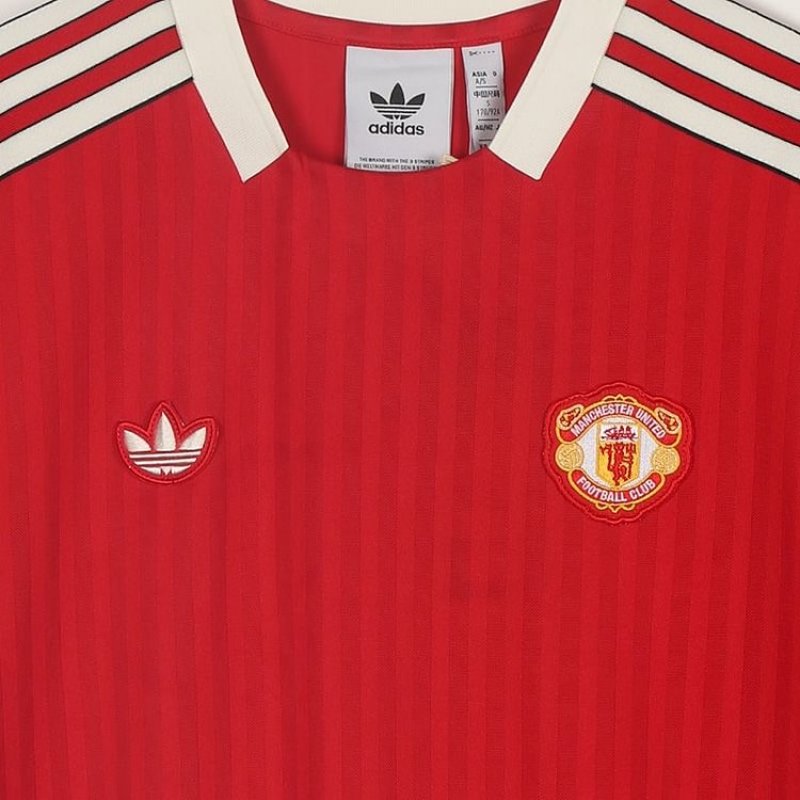 Manchester United 2025 Retro Jersey