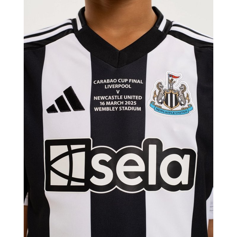 Newcastle United Kids Carabao Cup 2025 Champions Shirt
