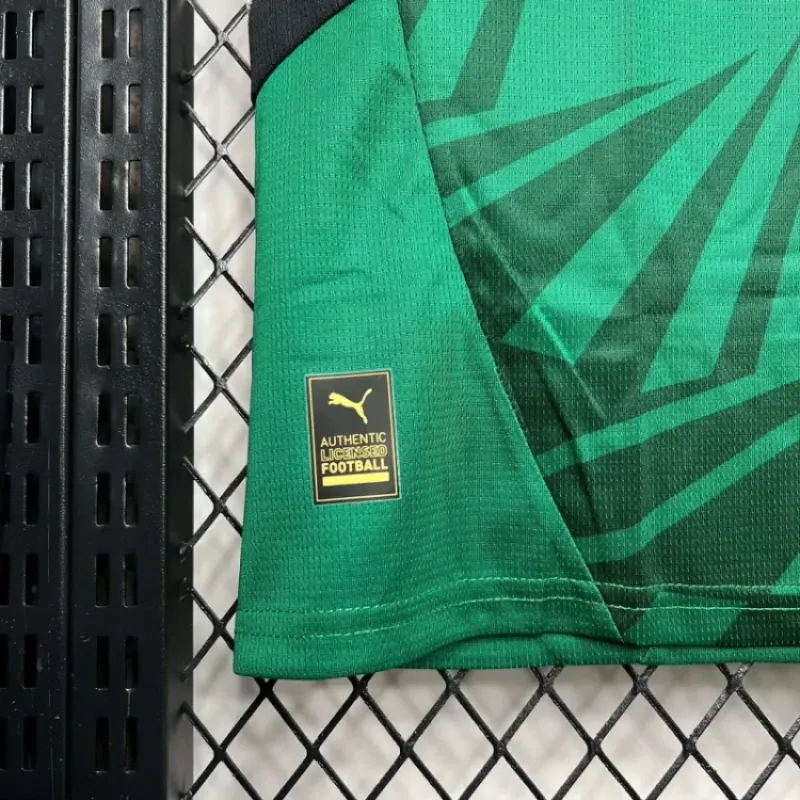 Borussia Mönchengladbach 24/25 away jersey