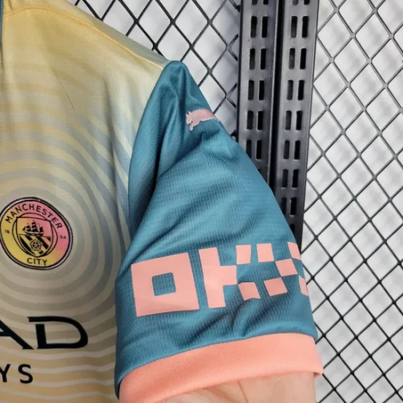 24/25 Manchester City Fourth jersey