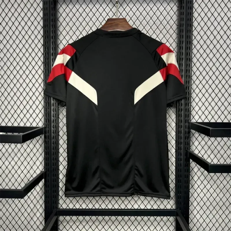 Manchester United Originals Tee Black Jersey 24/25 Football Jersey